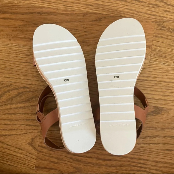 NWOB Marc Fisher Go Get Buckle Strap Sandal in Tan 6.5 - Picture 10 of 10